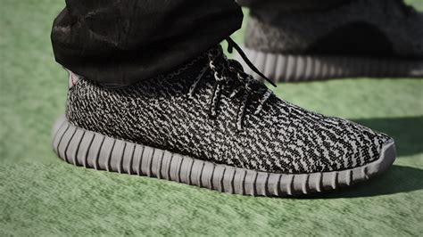 mens fake yeezy shoes free shipping|yeezy scam websites.